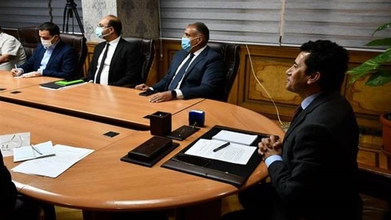 وزير الشباب والرياضة