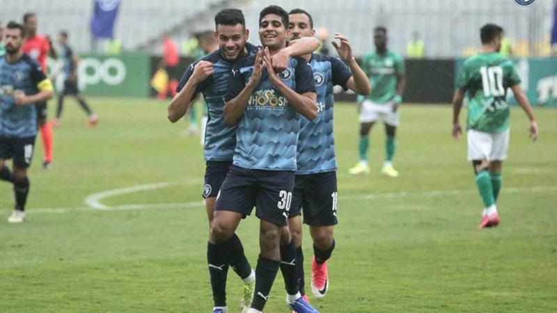 لقاء بيراميدز والمصرى