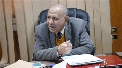 ورش عمل أسبوعية لتعليم علم العروض مجانًا بنادي أدب أسيوط