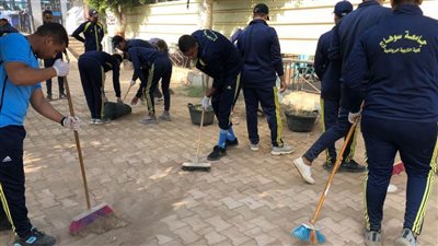 معسكر القوافل الرياضية بجامعة سوهاج يواصل أعماله الخدمية بقرية المساكين بالمنشأة