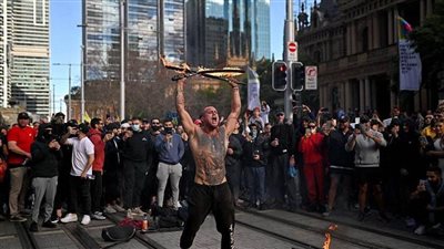 تظاهر الآلاف في أستراليا احتجاجًا على قيود كورونا