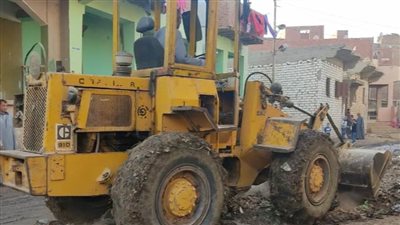 رئيس مدينة الفشن يتابع سير العمل بالمستشفى المركزي 