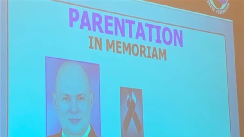 الراحل حاتم عصام