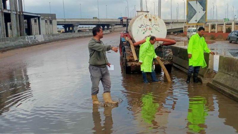 رفع آثار الأمطار