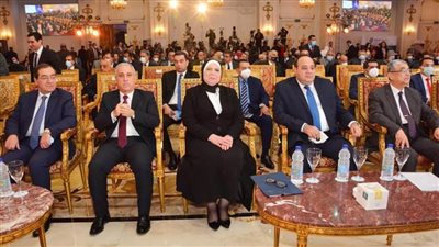 وزيرة التجارة: نجاح الحكومة في تنفيذ برنامج الإصلاح الاقتصادي جعل من مصر قبلة للاستثمار