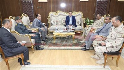 للبدء في مطابقة طلبات التصالح.. محافظ المنوفية يستقبل وفد الهيئة الهندسية 