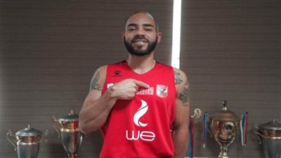 الأهلي يقرر الإبقاء على محترف فريق السلة لموسم إضافي