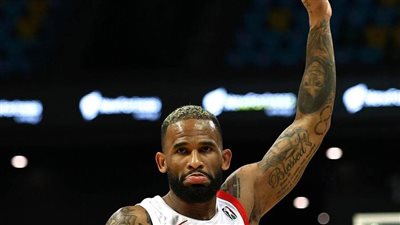 والتر هودج يعود لسلة الزمالك من جديد