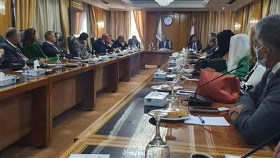 اتحاد الصناعات المصرية يستقبل وفد جمعية رجال الأعمال البحرينية