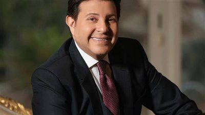 هاني شاكر عن ساويرس: 