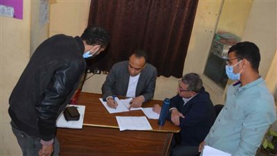 نائب محافظ المنيا يتابع العمل بالمراكز التكنولوجية والإدارات الهندسية بأبوقرقاص وملوي