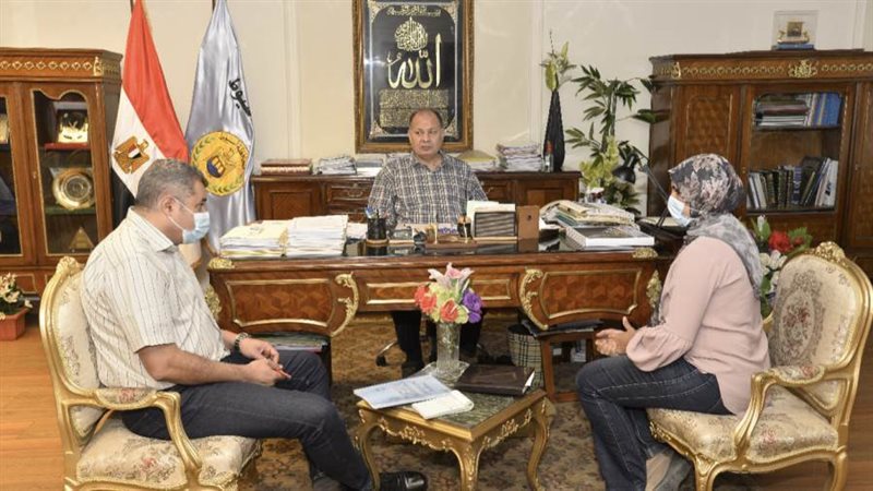 محافظ أسيوط يتابع