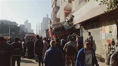 مصرع عامل وإصابة سيدة إثر حادث تصادم بديرب نجم 