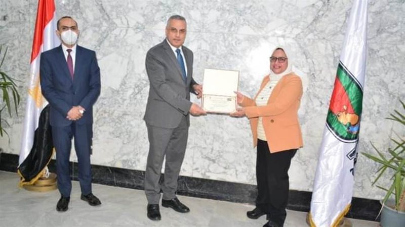 من جانب التكريم