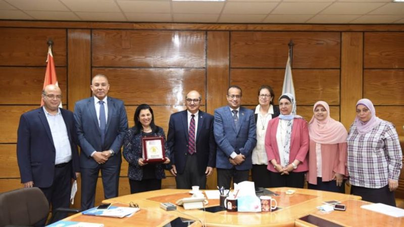 رئيس جامعة أسيوط