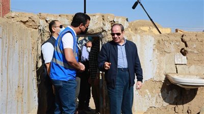 الرئيس السيسي بين بناء الإنسان وحضارة المكان من زيارة أسوان إلى افتتاح إحياء طريق الكباش 