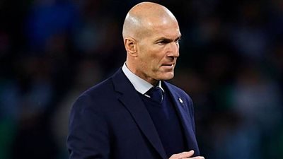 باريس سان جيرمان يكشف سر فشل مفاوضاته مع «زيدان»