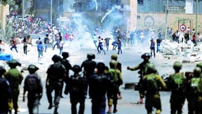 إصابات بالرصاص المطاطي والاختناق خلال مواجهات بين الفلسطينيين والاحتلال بقلقيلية