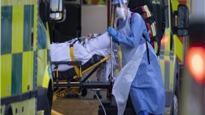 بريطانيا تسجل ما يزيد على 50 ألف إصابة جديدة بكورونا