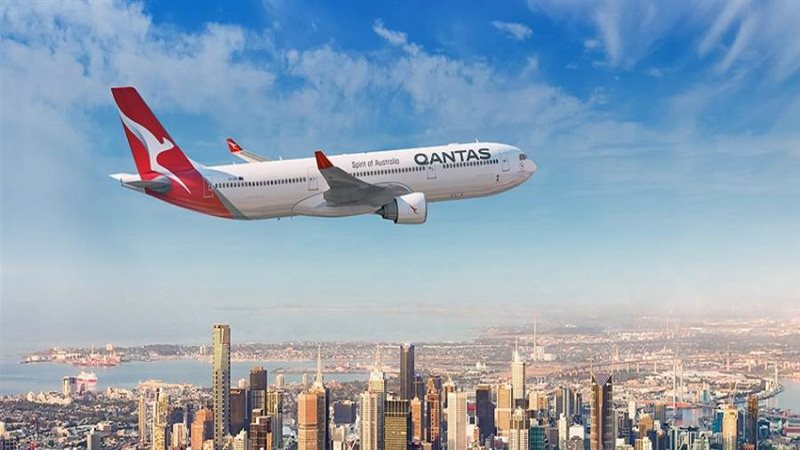 أستراليا تعلق جميع