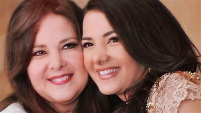 دنيا سمير غانم تكشف كواليس مكالمتها مع رشوان توفيق