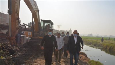 محافظ القليوبية يقود حملة لإزالة التعديات بقليوب