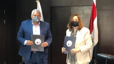 الزملّوط ومي عبدالحميد يوقعان بروتوكول تعاون جديد لتنفيذ وحدات سكنية متنوعة