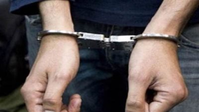 ضبط عامل بمطعم بالقاهرة لقيامه بتصوير السيدات المترددات على المطعم