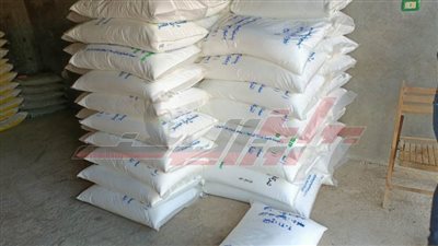 تموين كفر الشيخ يضبط 19 طن سماد مدعم ومنتجات ألبان وسمان