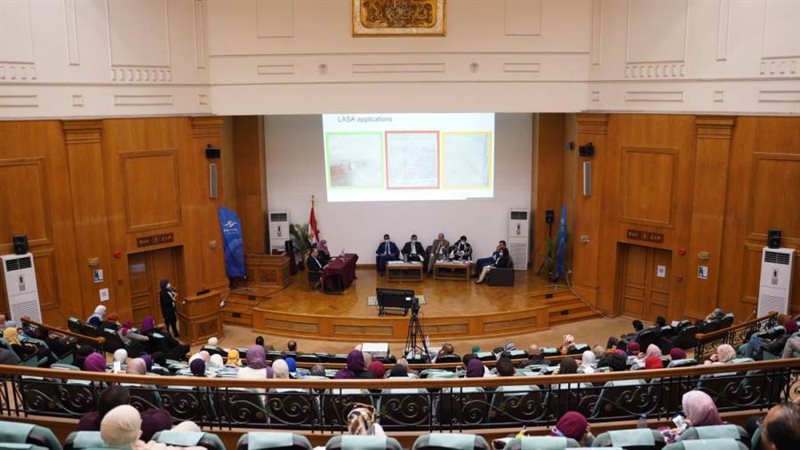 اليوم العلمي للصيدلة