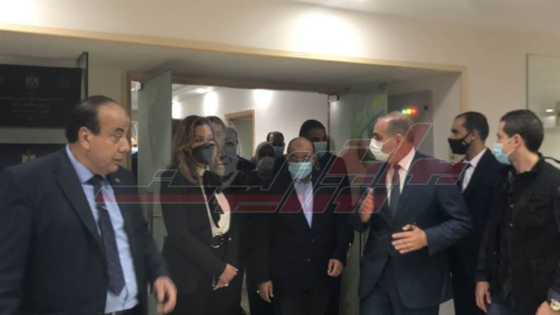 وزير التنمية المحلية