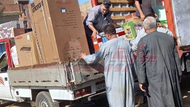 أجهزة كهربائية وأثاث