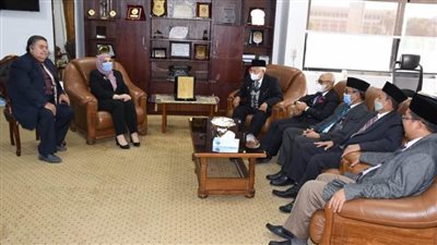 رئيسا جامعتي دار السلام كونتور وسونان امبيل في زيارة لجامعة القناة