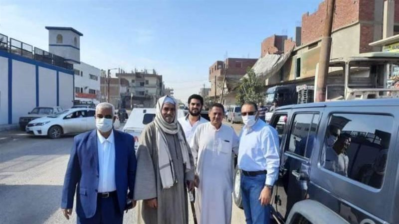 محافظ الشرقية خلال