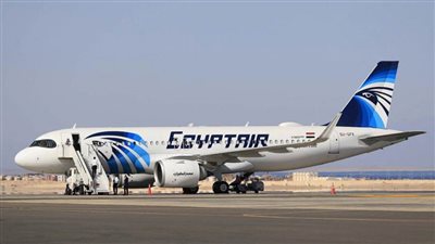 توقف حركة الطيران بين القاهرة وتورنتو تطبيقًا لإجراءات مجابهة المتحور 