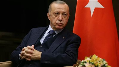 أردوغان يقبل استقالة وزير المالية التركي على خلفية انهيار الليرة 