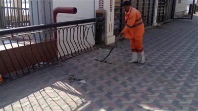 حملات مكثفة لإزالة اللافتات العشوائية ببنى سويف 