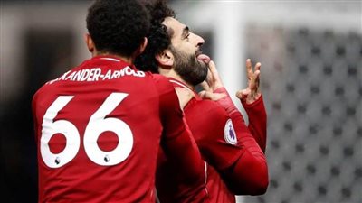 نجم ليفربول يودع طفلة تعرضت للطعن حتى الموت