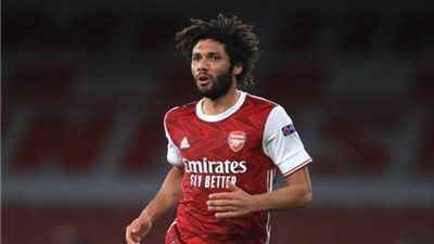 تقارير: نادٍ سعودي بدأ في مفاوضات لضم النني