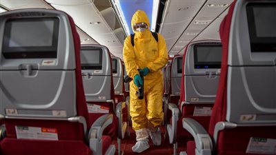 سنغافورة تسجل أول حالتي إصابة بالسلالة الجديدة من كورونا 