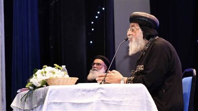 البابا تواضروس يجتمع بكهنة الرعاية الاجتماعية لإيبارشيات الصعيد