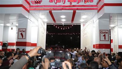  لحظة وصول مرتضى منصور إلى الزمالك