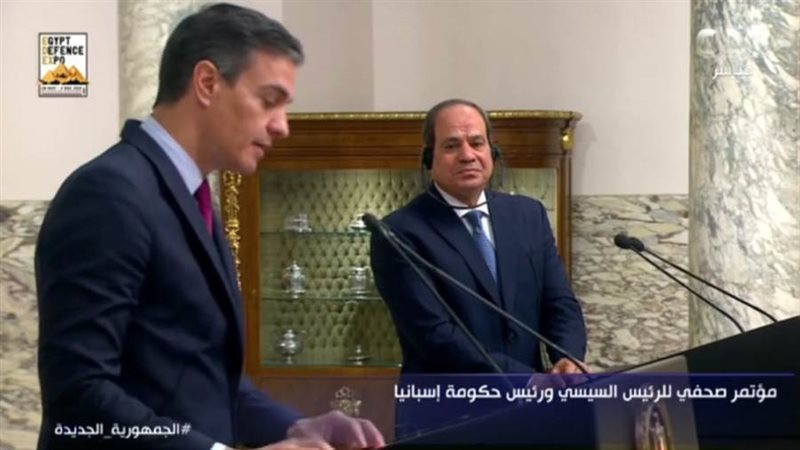 مؤتمر صحفى للرئيس