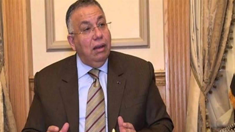 محمود الشريف نقيب