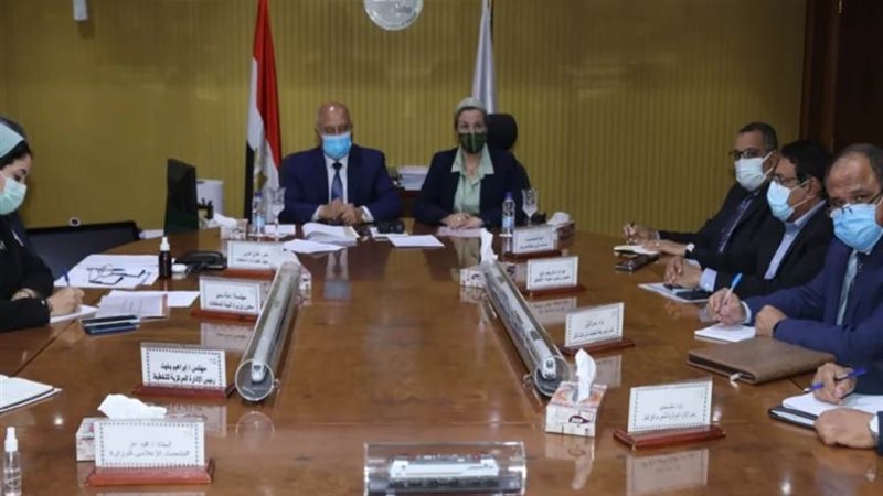 وزيرا النقل والبيئة