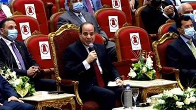 الرئيس السيسي يشهد احتفالية 