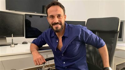 يوسف الشريف: تطبيق فكرة الوصف الصوتي للمشاهد الدرامية لتصل لجميع المصريين