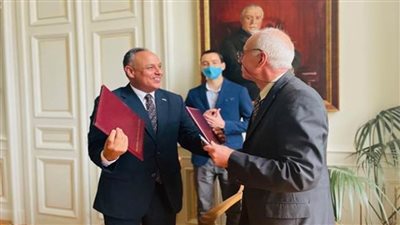 تعاون علمي بين أكاديمية البحث العلمي ونظيرتها البلغارية