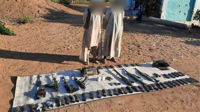 عقب تبادل إطلاق النيران.. مصرع 3 عناصر إجرامية وضبط اثنين بأسوان