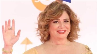 إلهام شاهين من القاهرة السينمائي: أرشح تكريم عز وكرارة والسقا